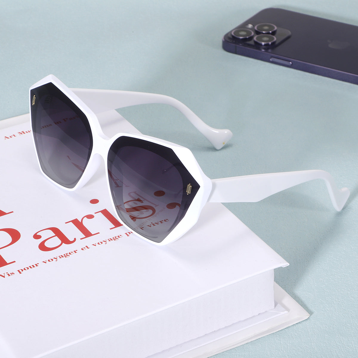 Retro Tinted Polygonal Cat Eye Sunglasses