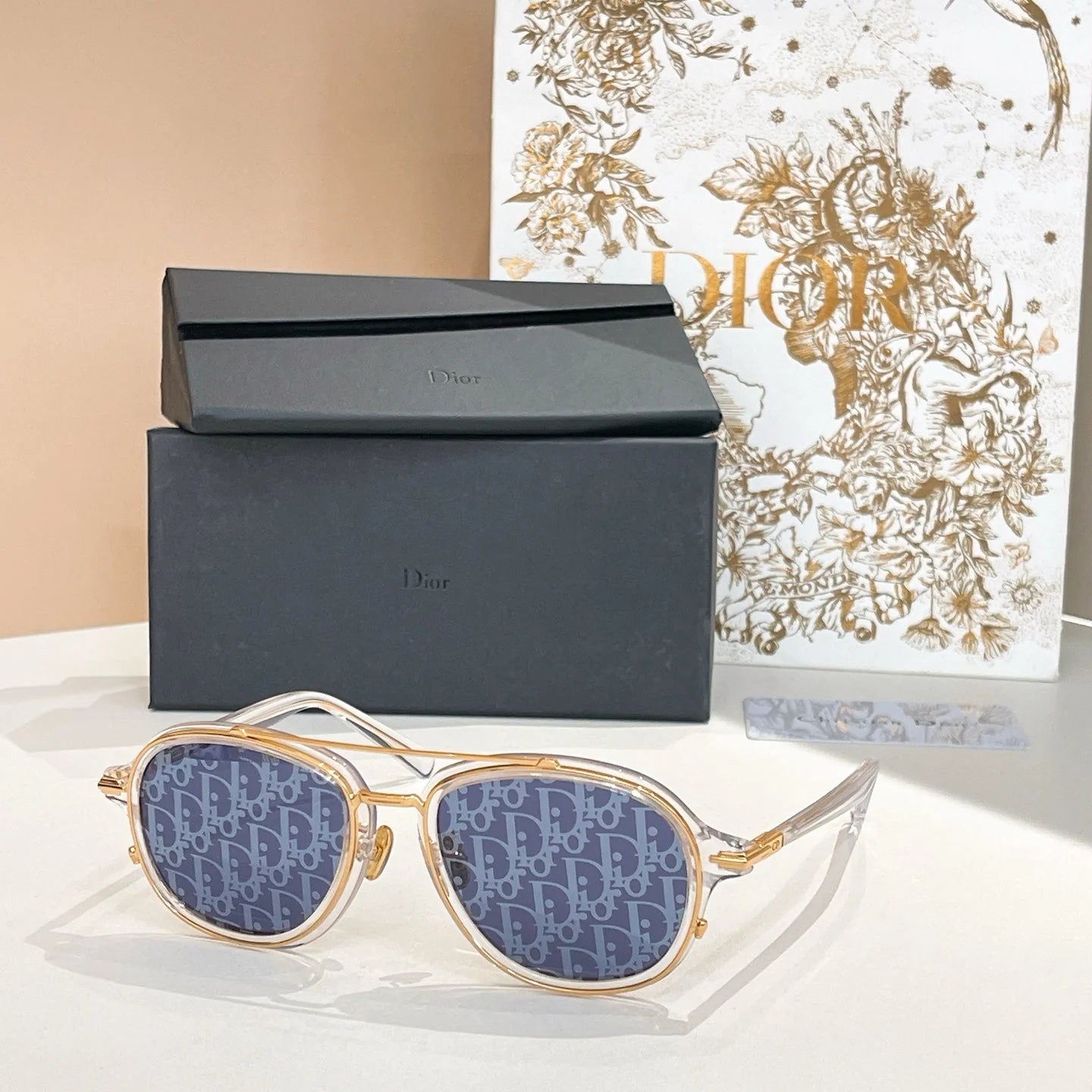 New round sunglasses