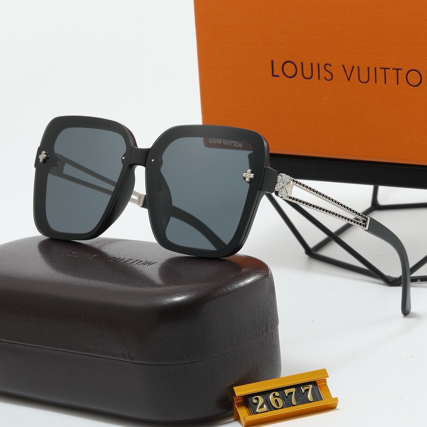 Fashion hot 4 color sunglasses 2677