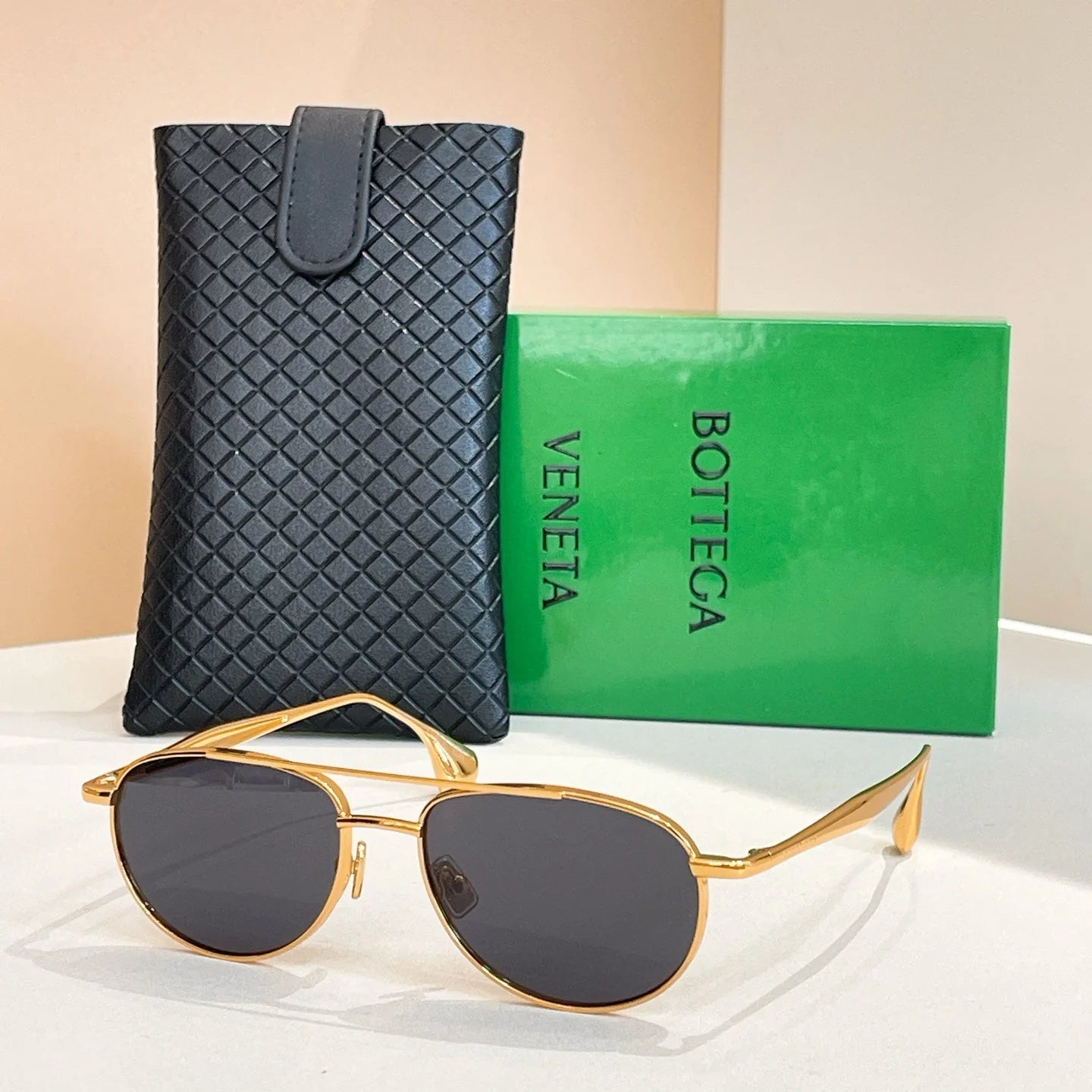 8-color cat-shaped full-frame sunglasses