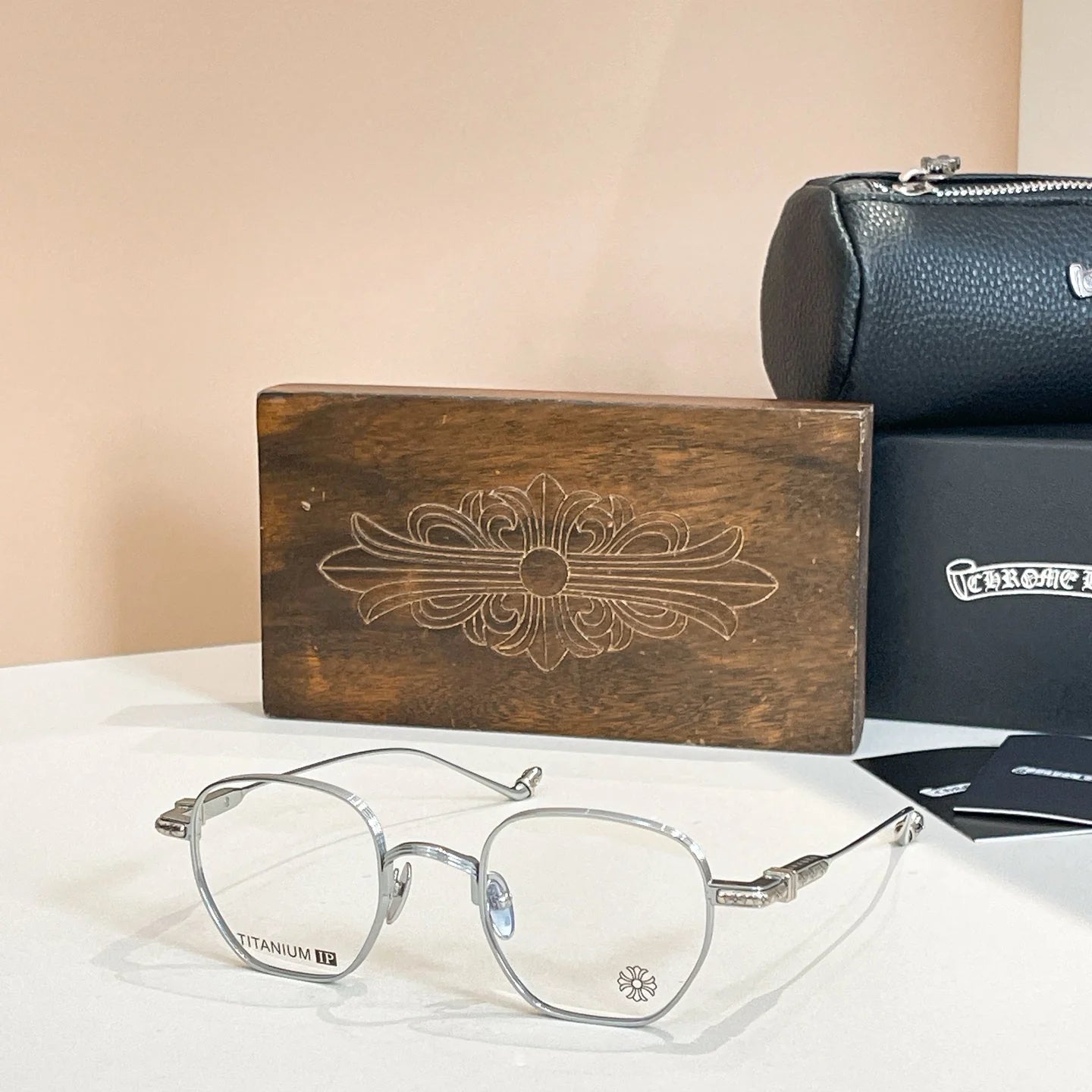 New transparent metal sunglasses