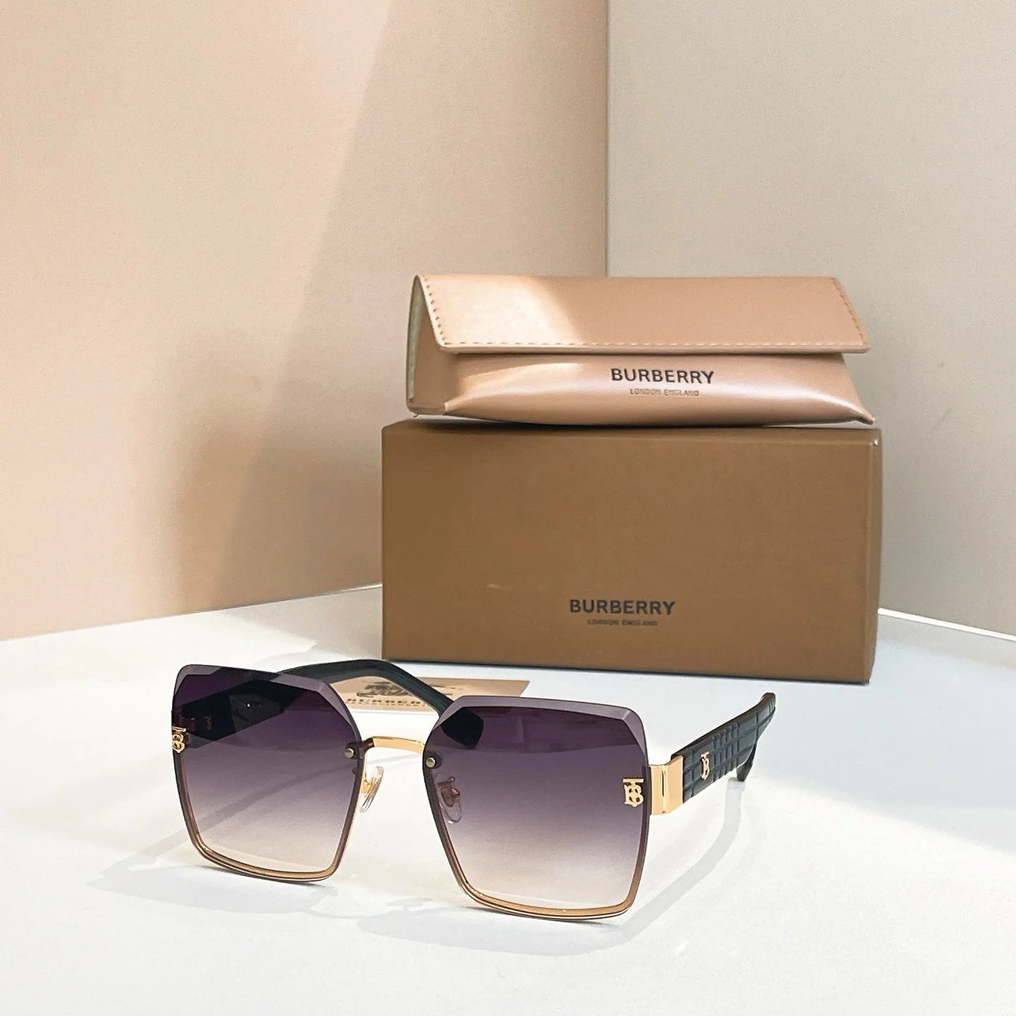 2025 New Fashion Large Frame Sunglasses in 5 Colors BE2491