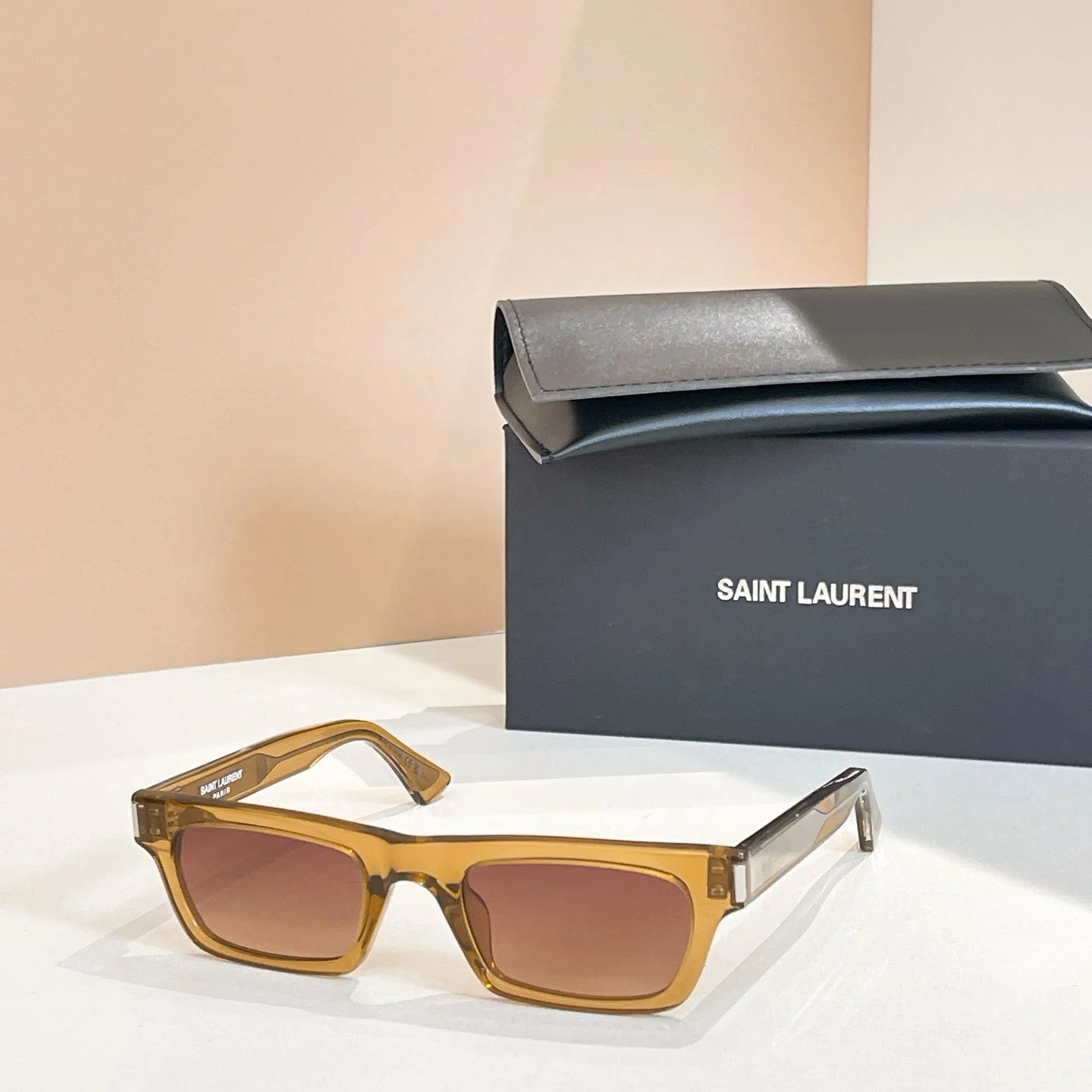 New full frame square sunglasses