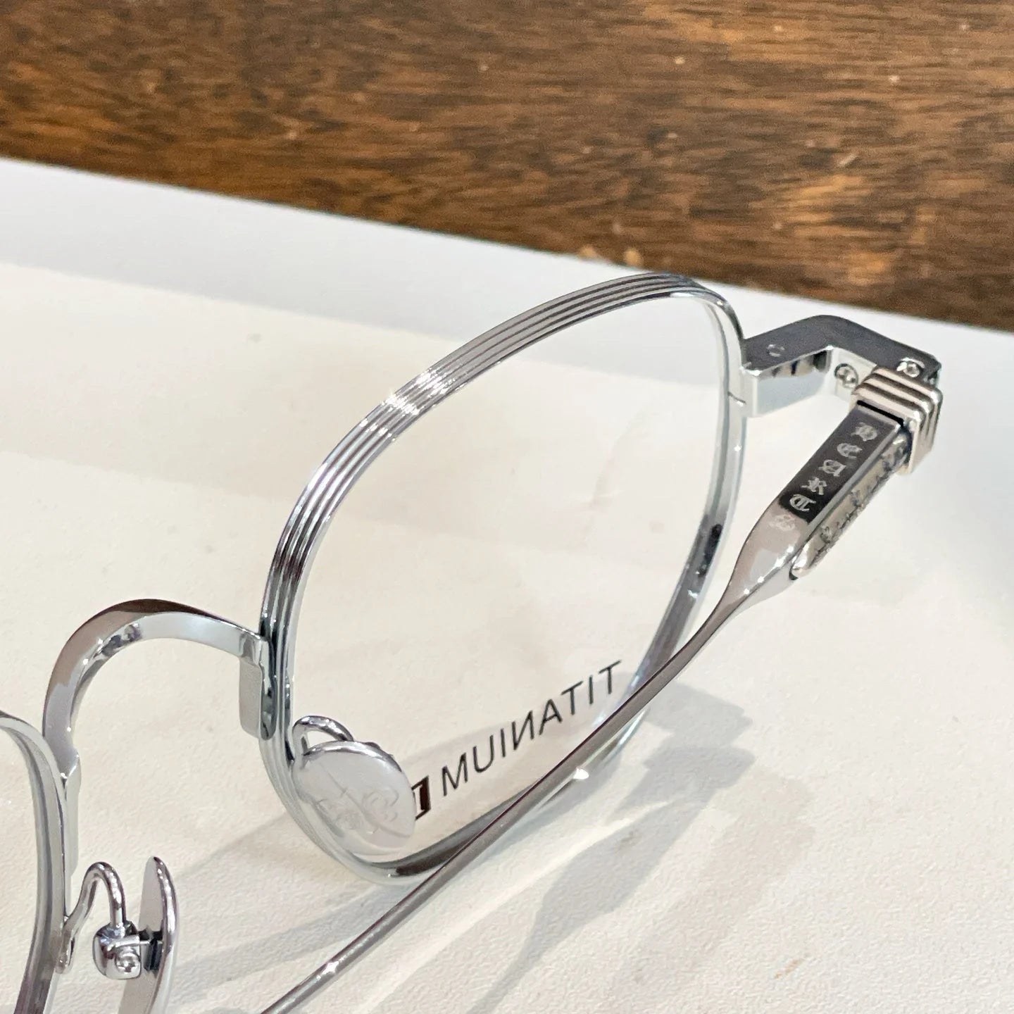 New transparent metal sunglasses