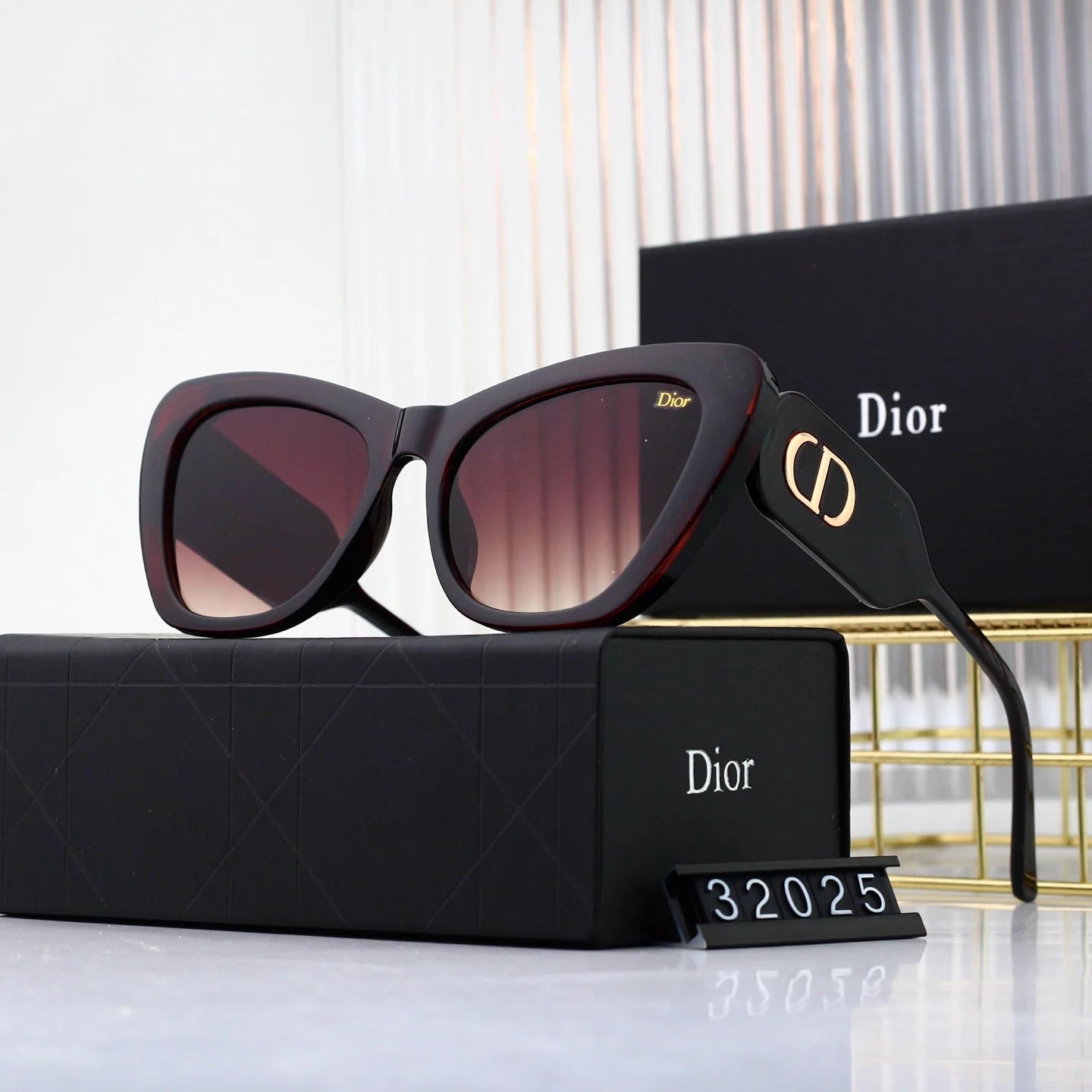 6 Colors Hot Sunglasses  32025