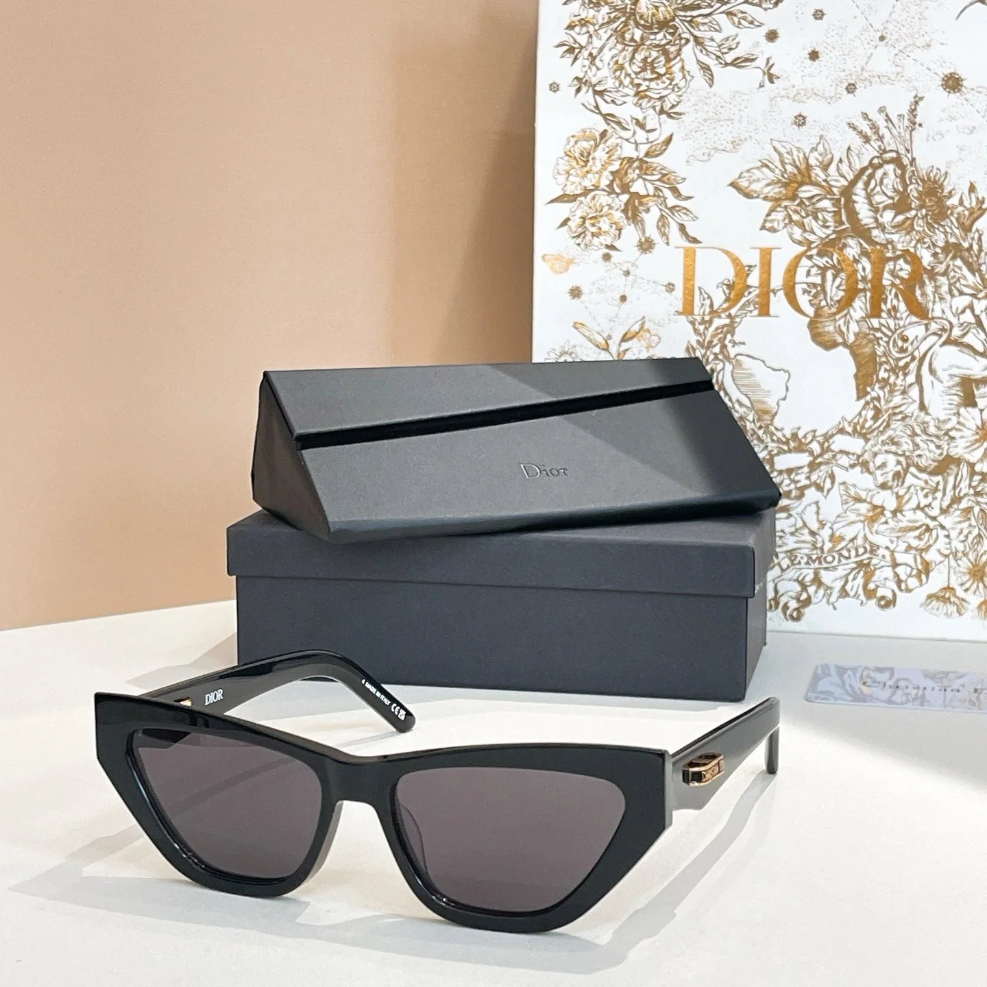 Full frame sunglasses