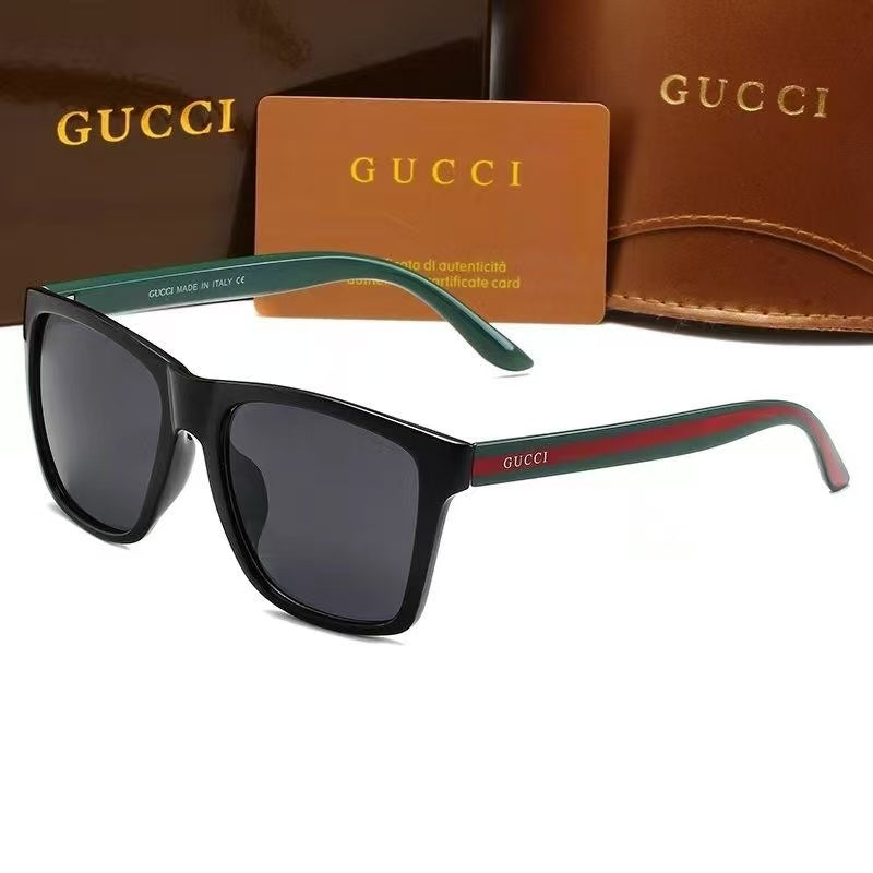 Retro-style trendy casual sunglasses